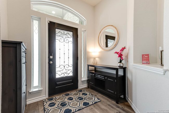 525 Amber Crk, House other with 3 bedrooms, 2 bathrooms and null parking in Cibolo TX | Image 4