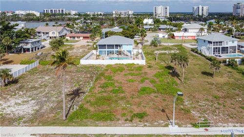 8033 Estero Blvd, FORT MYERS BEACH, FL, 33931-5013 | Card Image