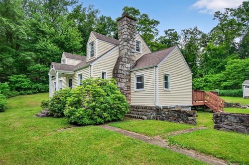 5776 Albany Post Rd, Cortlandt Mnr, NY, 10567-7345 | Card Image