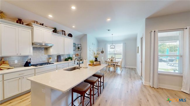 107 Chisholm Trl, House other with 4 bedrooms, 3 bathrooms and null parking in Victoria TX | Image 8