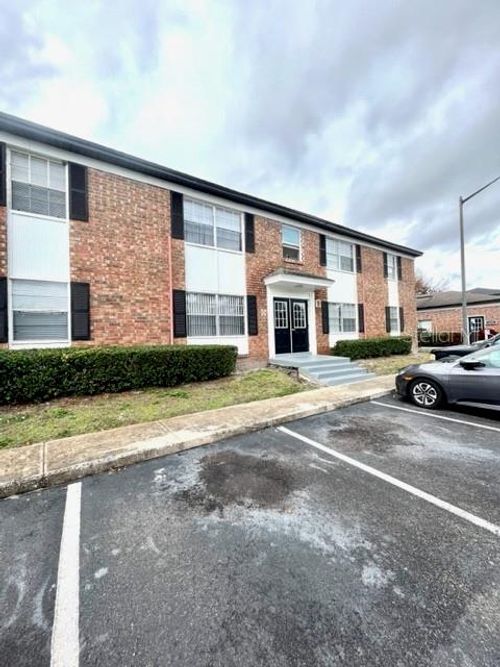 b205-5325 Curry Ford Rd, ORLANDO, FL, 32812-7206 | Card Image