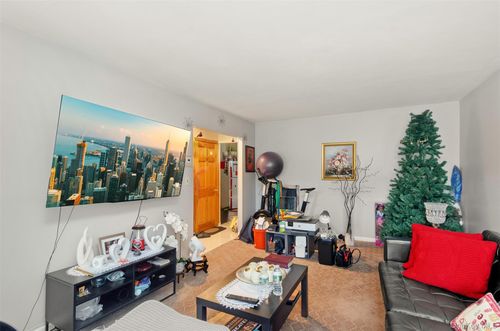 742 58th St, Brooklyn, NY, 11234-1005 | Card Image