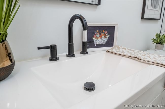 429 S Sycamore St, Home with 3 bedrooms, 2 bathrooms and null parking in Paoli IN | Image 29