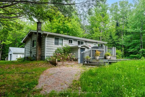 2988 Loop Rd, Highlands East, ON, K0L2Y0 | Card Image