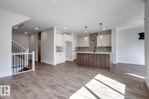 1744 Westerra Loop, House with 3 bedrooms, 3 bathrooms and null parking in Stony Plain AB | Card Image