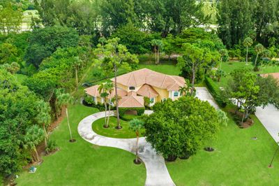 14918 Horseshoe Trace, House other with 5 bedrooms, 4 bathrooms and null parking in Wellington FL | Image 2