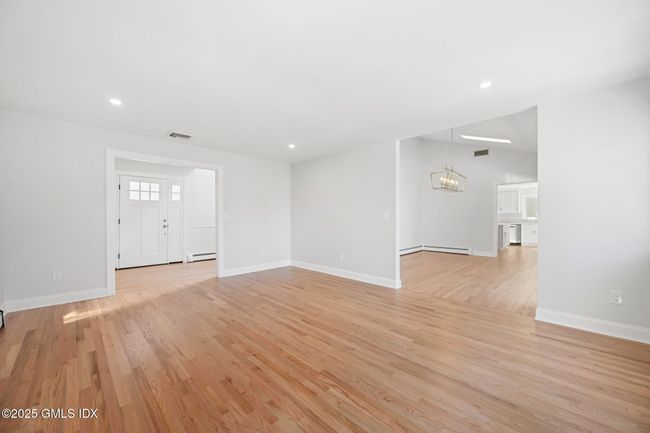 24 Rippowam Rd, House other with 4 bedrooms, 3 bathrooms and null parking in Cos Cob CT | Image 8