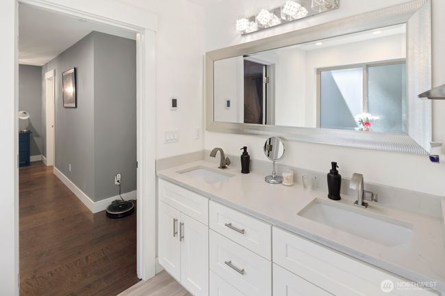16422 76 Th Ave Ne, House other with 4 bedrooms, 4 bathrooms and 2 parking in Kenmore WA | Image 23