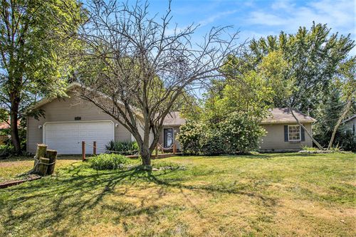 10285 Tomkinson Dr, Scotts, MI, 49088-8764 | Card Image