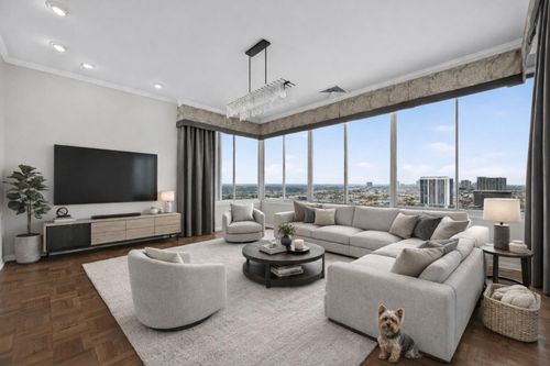 ph-3-2016 Main St, Houston, TX, 77002-8848 | Card Image