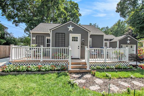 938 Cogswell St Nw, Walker, MI, 49544-2875 | Card Image