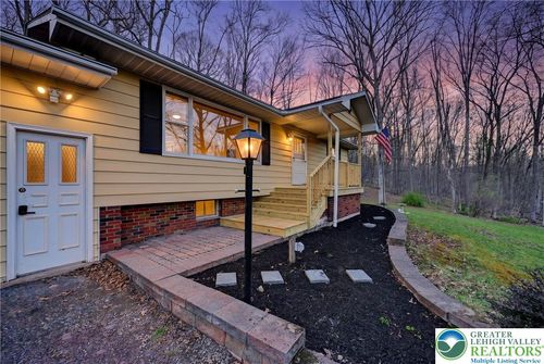 140 Hutson Hill, Middle Smithfield Twp, PA, 18302 | Card Image
