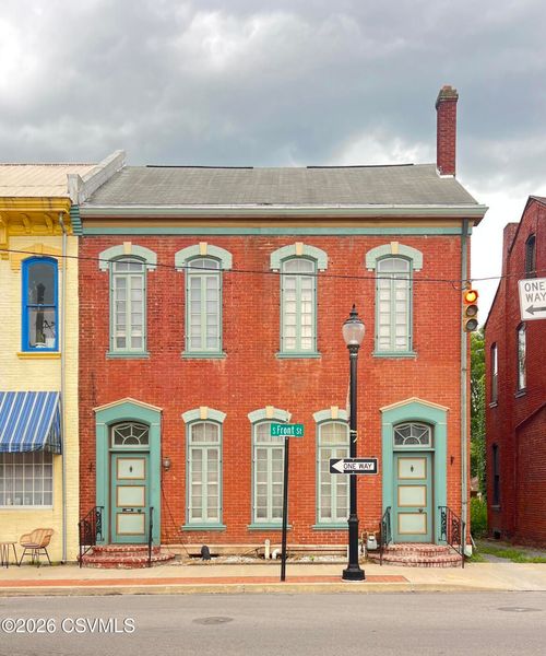 102-100-102 S Front St, Milton, PA, 17847-1113 | Card Image