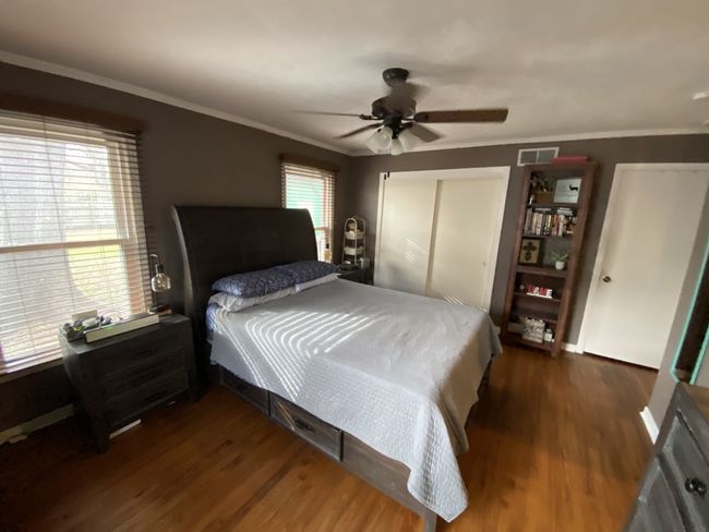 1704 S Houston St, House other with 3 bedrooms, 2 bathrooms and null parking in Kaufman TX | Image 11