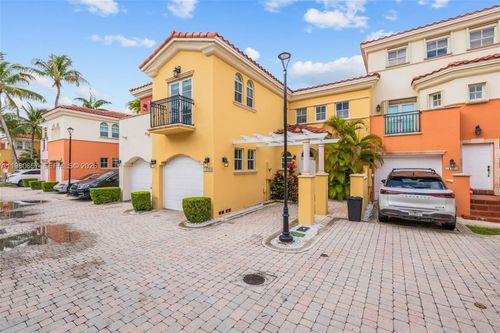 18450-18450 Ne 30th Pl, Aventura, FL, 33160-5215 | Card Image