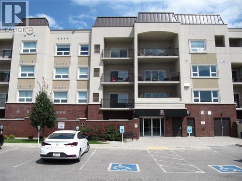 303-7887 Edgar, Windsor, ON, N8S3M9 | Card Image