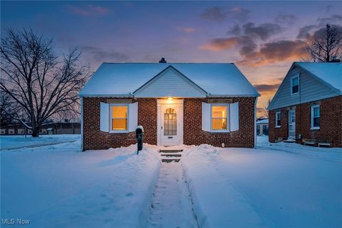 1078 Lindsay Ave, Akron, OH, 44306-3006 | Card Image