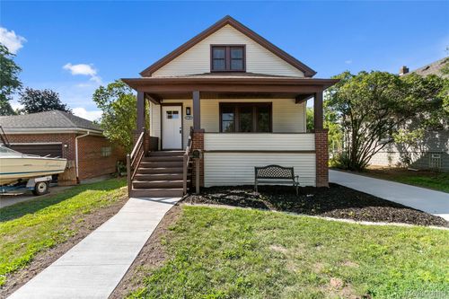 20834 Ardmore Park Dr, Saint Clair Shores, MI, 48081-1810 | Card Image