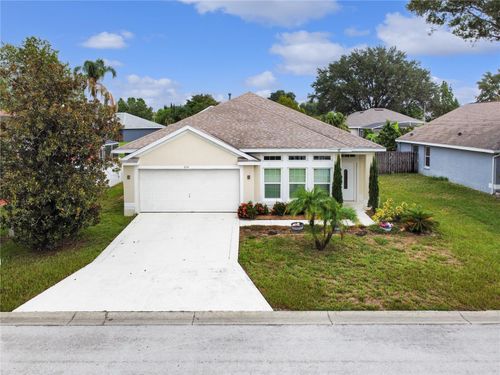 214 Glasgow Ct, Davenport, FL, 33897-8032 | Card Image