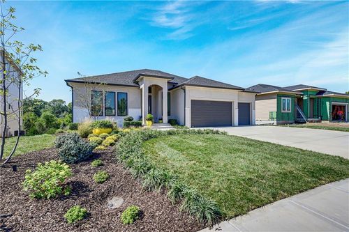 9962 Brockway St, Lenexa, KS, 66220 | Card Image