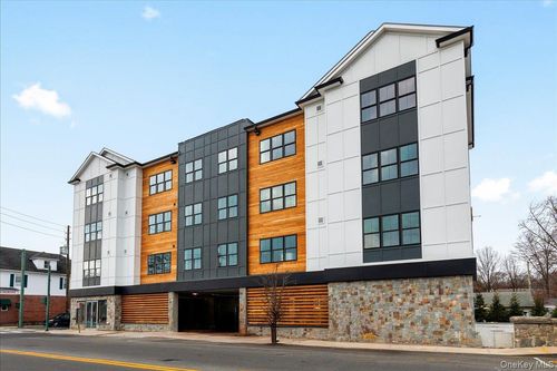 d-132 Halstead Ave, Harrison, NY, 10528-4164 | Card Image