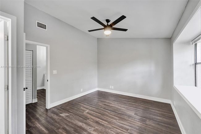 2407 - 3325 Carambola Cir S, Condo with 2 bedrooms, 3 bathrooms and null parking in Coconut Creek FL | Image 17