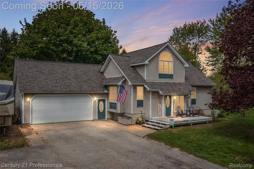 1764 Wooley Rd, Oxford, MI, 48371-3319 | Card Image