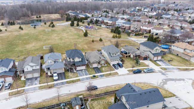 10 Stonefield Gate, House other with 3 bedrooms, 3 bathrooms and 2 parking in Ilderton ON | Image 36