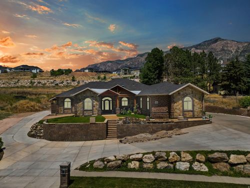 1338 W 4000 N, Pleasant View, UT, 84414-1353 | Card Image