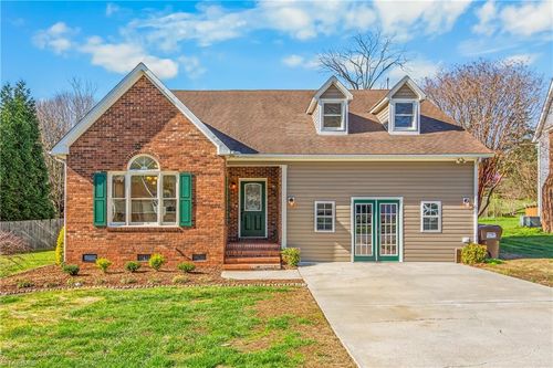 1108 Elmwood Avenue, High Point, NC, 27265 | Card Image