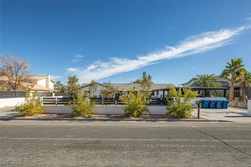 2870 Belcastro St, Las Vegas, NV, 89117-3036 | Card Image