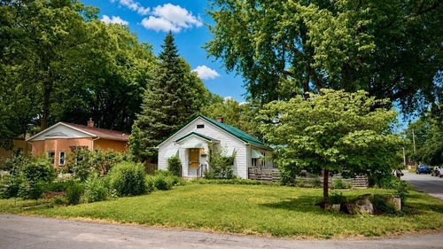1701 Fremont Ave, MADISON, WI, 53704-3913 | Card Image