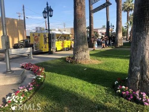 135 E Florida, Hemet, CA, 92543 | Card Image