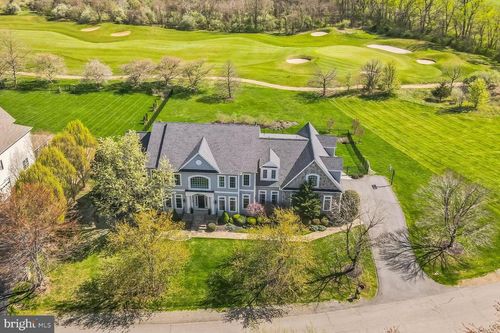 41597 Swiftwater Dr, LEESBURG, VA, 20176-7823 | Card Image