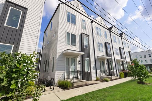 2204D Buena Vista Pike, Nashville, TN, 37218 | Card Image