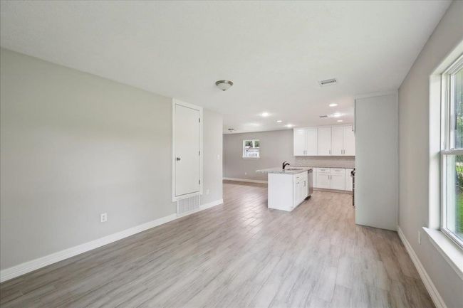 2505 Avenue F, House other with 5 bedrooms, 3 bathrooms and null parking in Nederland TX | Image 14
