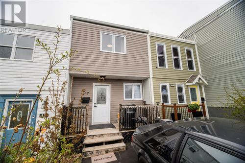 17 Devine Pl, St. John's, NL, A1E3X6 | Card Image