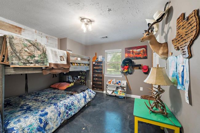 424 Hankamer Loop, House other with 3 bedrooms, 3 bathrooms and 2 parking in Hankamer TX | Image 27