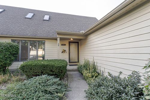 15 Gatewood Drive, Waterville, OH, 43566 | Card Image