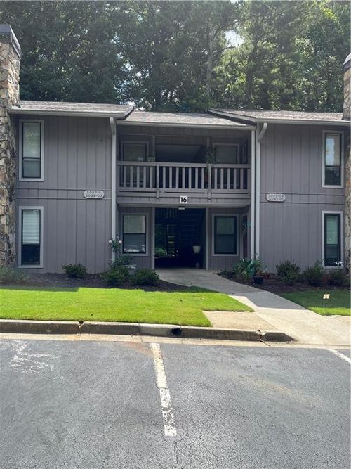 5011 Woodridge Way, Tucker, GA, 30084-2171 | Card Image