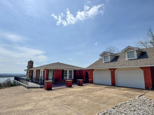 2009 Michigan Ave, Horseshoe Bend, AR, 72512-5352 | Card Image