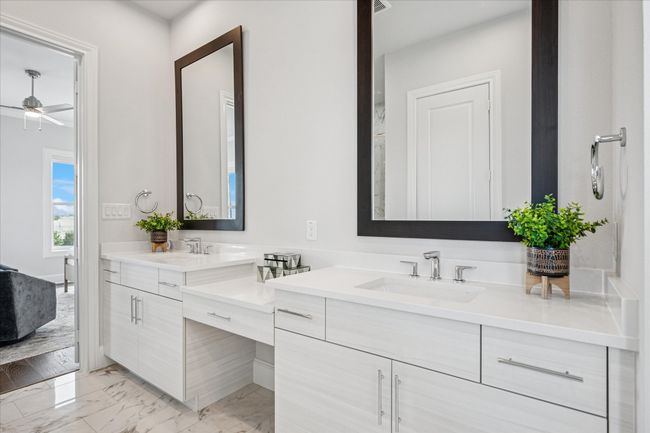4120 Belt Line Rd, Townhouse with 3 bedrooms, 5 bathrooms and null parking in Addison TX | Image 8