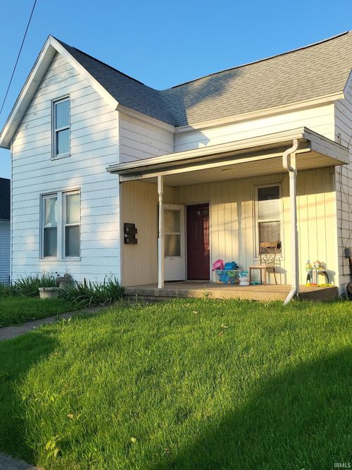 926 Jackson St, Jasper, IN, 47546-2816 | Card Image