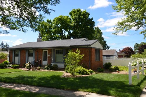 38605 Ann Arbor Trl Ct, Livonia, MI, 48150 | Card Image