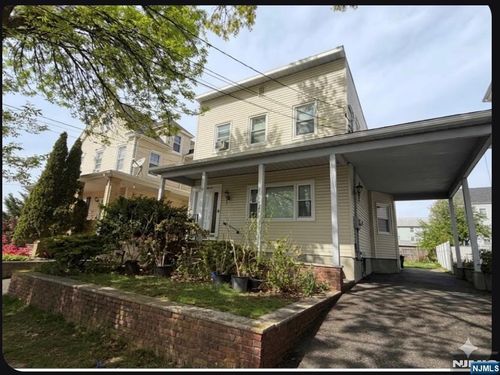 281 Main St, East Rutherford, NJ, 07073-1732 | Card Image
