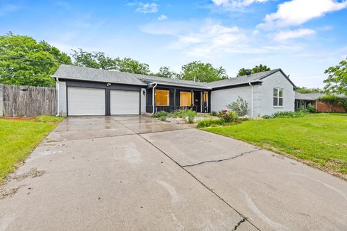 2909 Conejos Dr, Fort Worth, TX, 76116-3306 | Card Image
