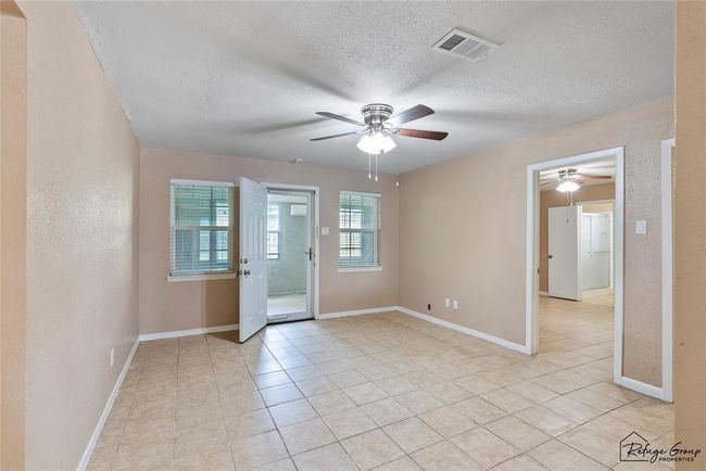 719 Kilpatrick St, House other with 4 bedrooms, 3 bathrooms and 2 parking in Channelview TX | Image 12