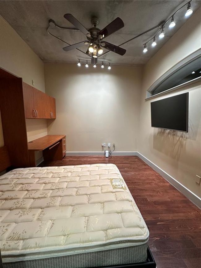 APT-104 - 1901 Post Oak Blvd, Condo with 1 bedrooms, 1 bathrooms and 1 parking in Houston TX | Image 25