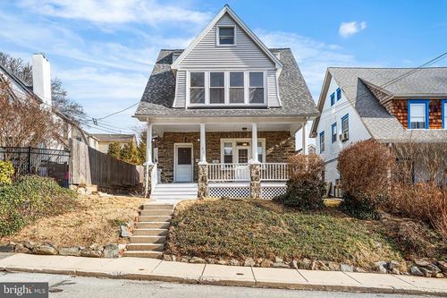 237 N Essex Ave, NARBERTH, PA, 19072-1819 | Card Image