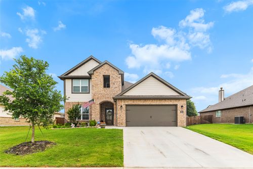 804 Feather Edge Dr, Springtown, TX, 76082-5477 | Card Image
